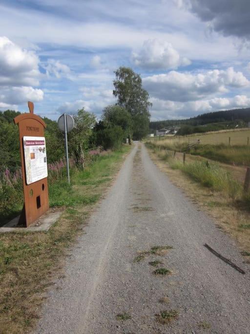 Chambres Au Calme En Ardenne Fauvillers Exteriör bild